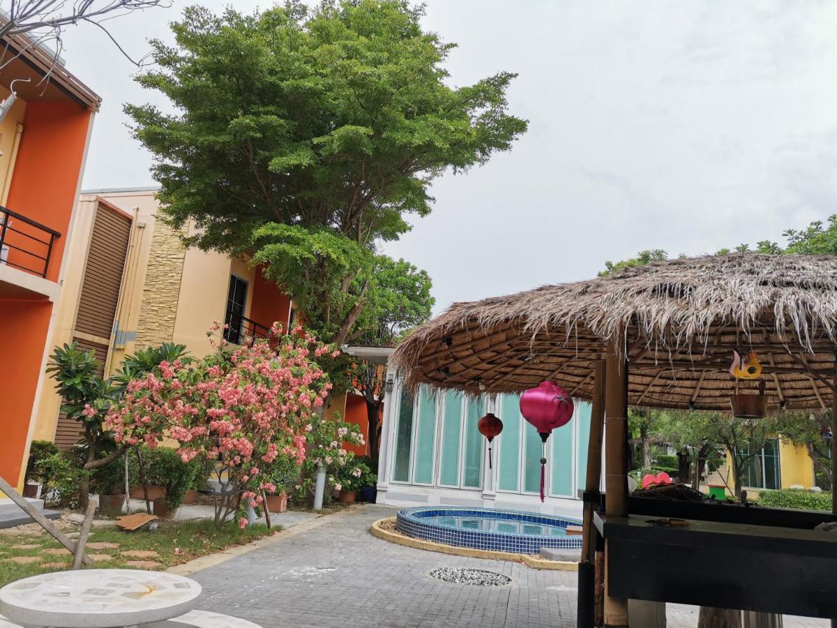 Bangkok.Grand.Resort Bang Bo Екстериор снимка