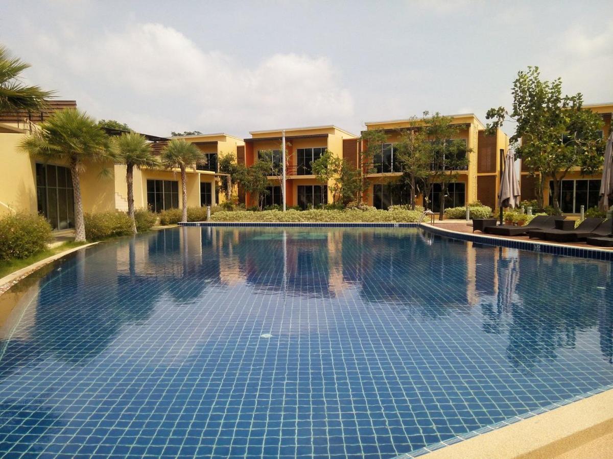Bangkok.Grand.Resort Bang Bo Екстериор снимка