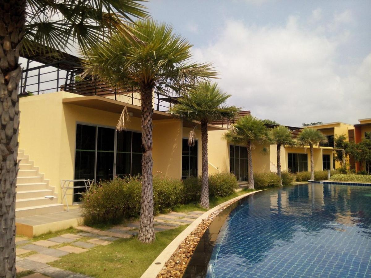 Bangkok.Grand.Resort Bang Bo Екстериор снимка