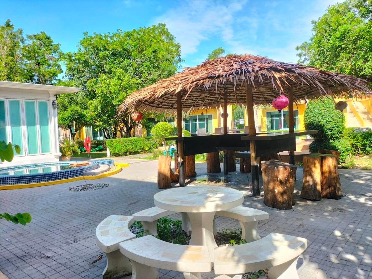Bangkok.Grand.Resort Bang Bo Екстериор снимка